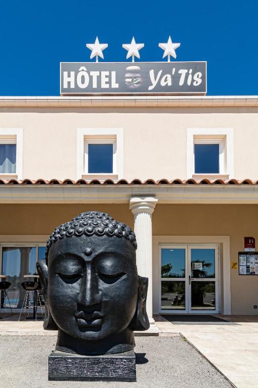 Le Ya'Tis Hotel Saint-Laurent-des-Arbres Buitenkant foto